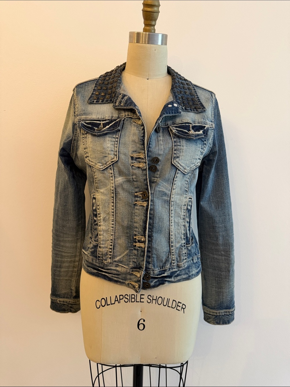 Vintage Americanino Studded-Collar Distressed Light Blue Denim Jacket